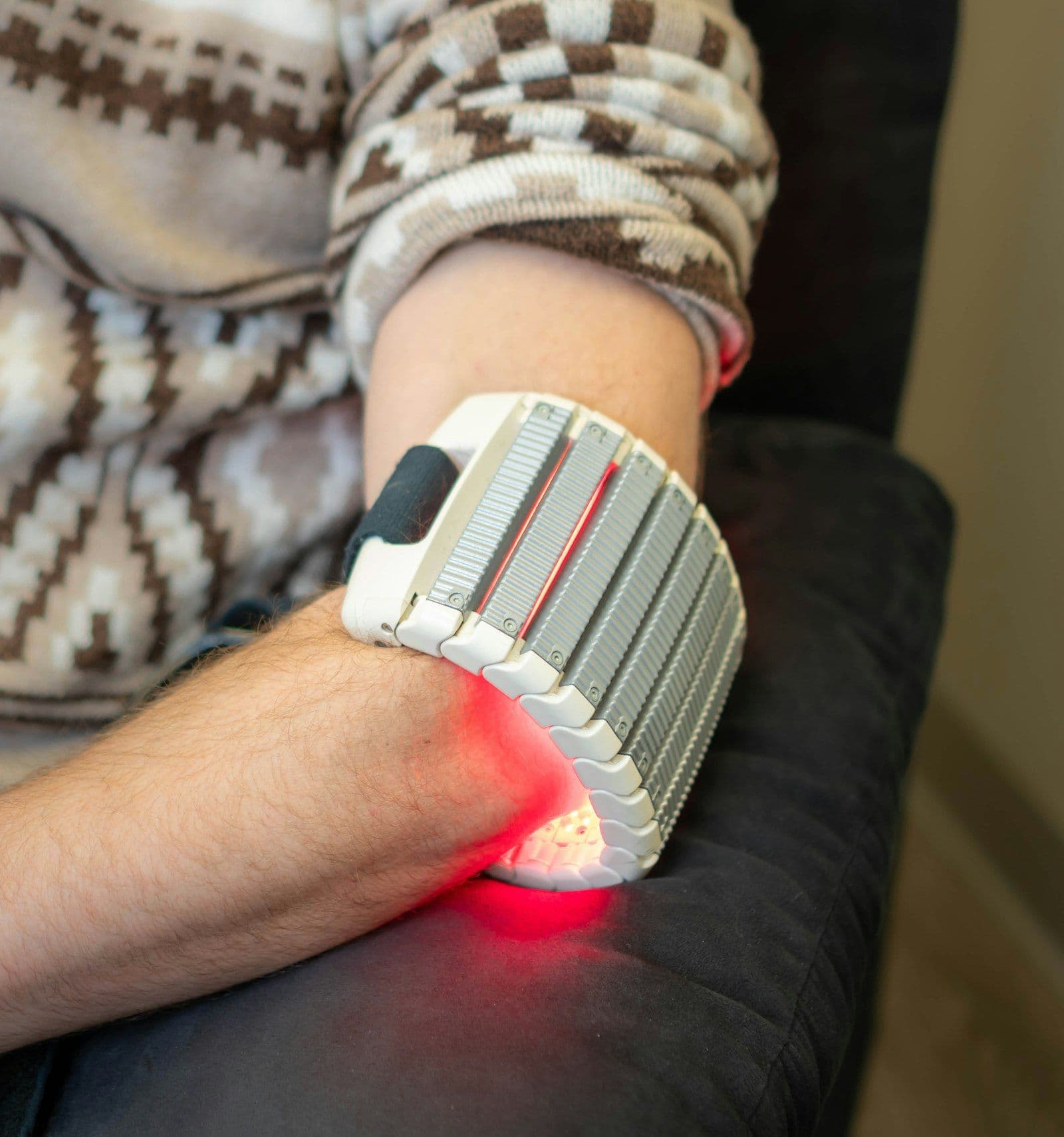 Laser Hair Removal vs Electrolysis: The Difference That Actually Matters