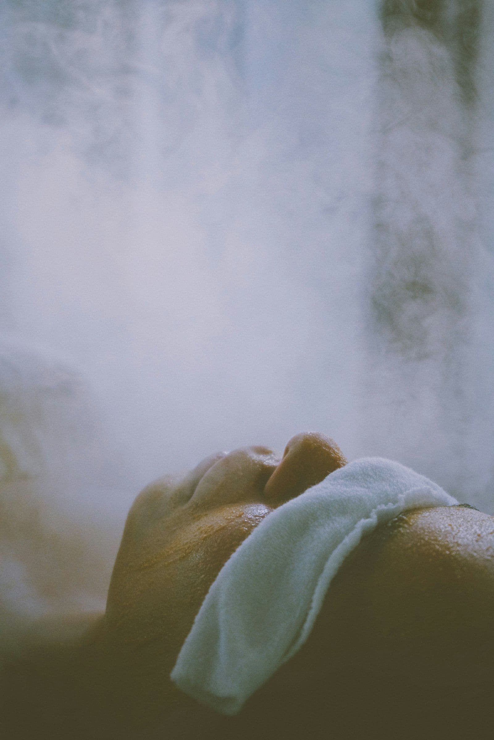 The Physical Signs of Stress Show Up on Your Skin Before You Feel It